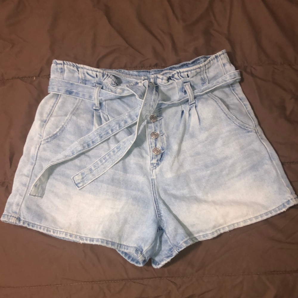 American Eagle Mom Short